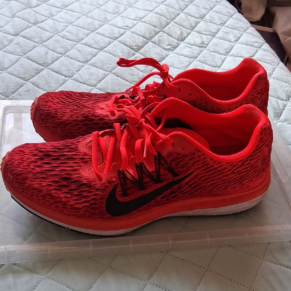 Nike Running Men's Size 13 Shoes Red Athletic Shoes Zoom Winflo 5